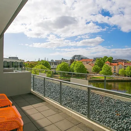 East Perth Suites Hotel-2
